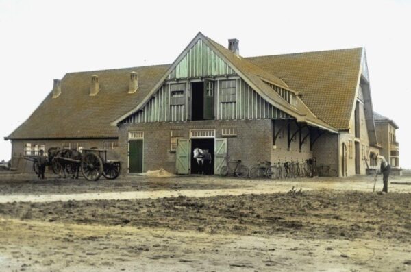 elsendorp-100-historie-annehoeve-schuur